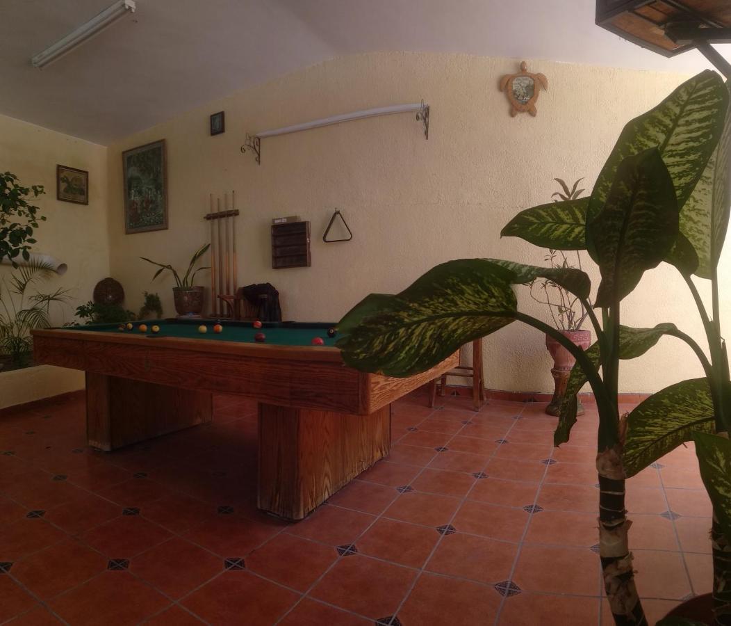 Room In Guest Room - Padrinos Hostal La Paz Full House מראה חיצוני תמונה